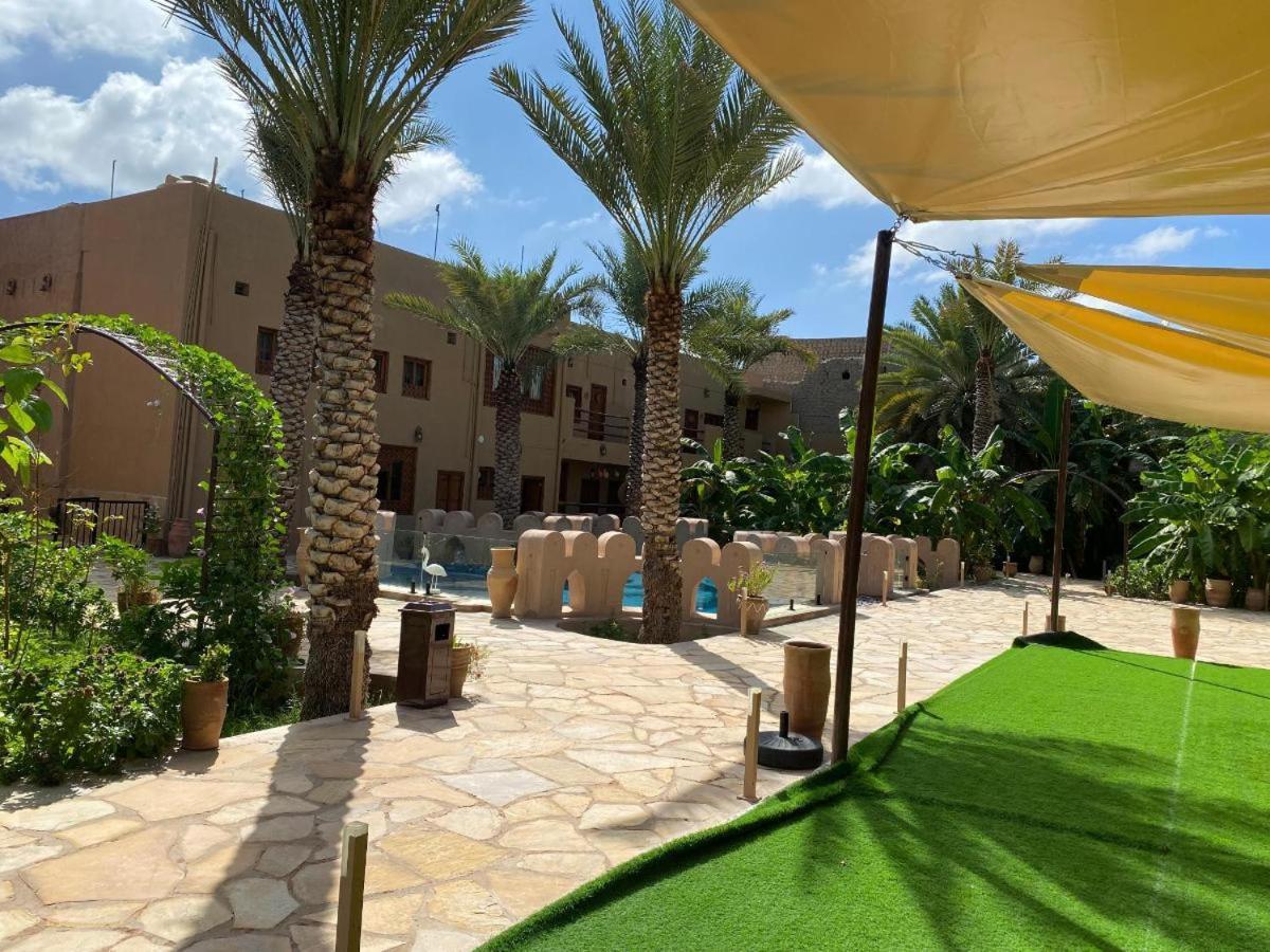 Aldar Inn 니즈와 외부 사진