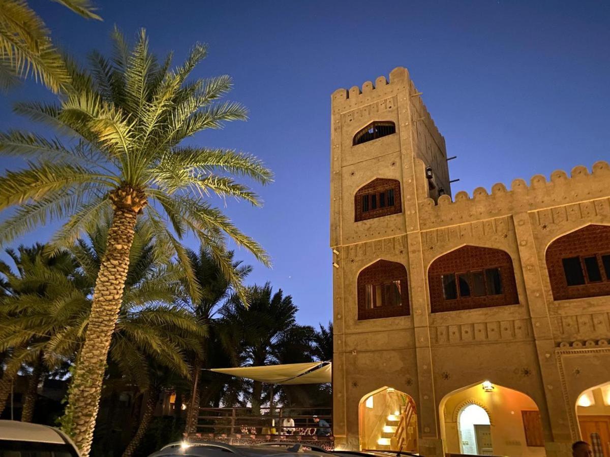 Aldar Inn 니즈와 외부 사진